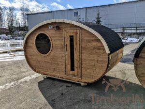 Outdoor hobbit style wooden sauna 27