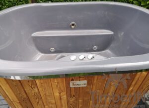 2 person wooden hot tub fiberglass (1)