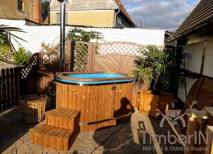 2 person wooden hot tub fiberglass (3)