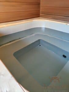 Square wooden hot tub 2