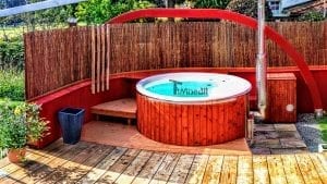 Fiberglass lined hot tub with integrated burner thermo wood Wellness Royal 1 4