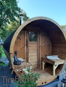 Outdoor barrel round sauna