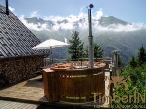 Outdoor wooden hot tub 4 1
