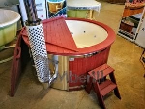 Fiberglass lined outdoor hot tub integrated heater with wood staining in red 2